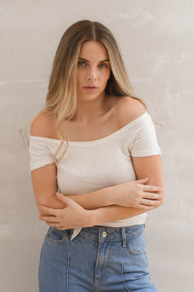 Polera Nudo manga corta blanca