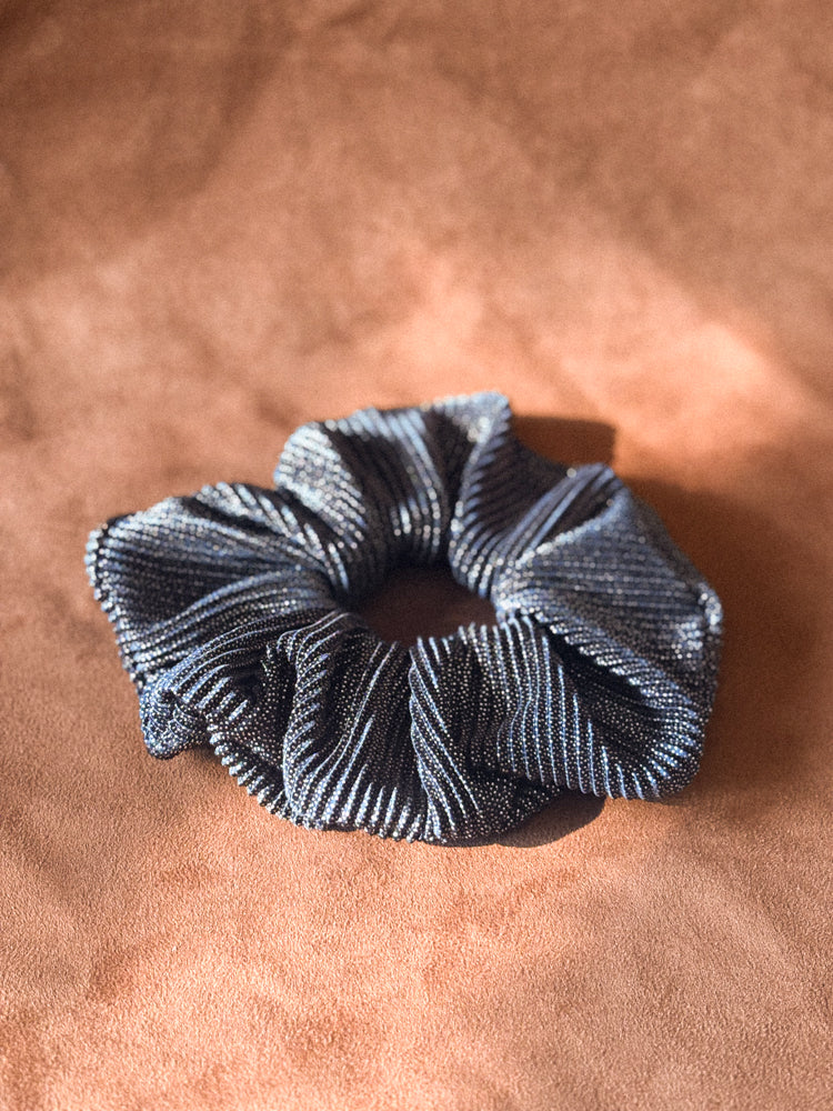 COLLET PLISADO NEGRO DORADO