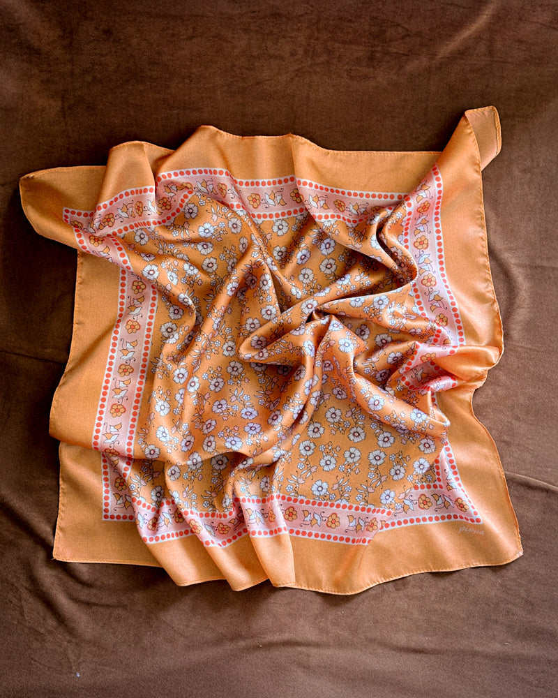 Pañuelo Flores Mostaza