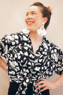 Blusa Guayabera Negra