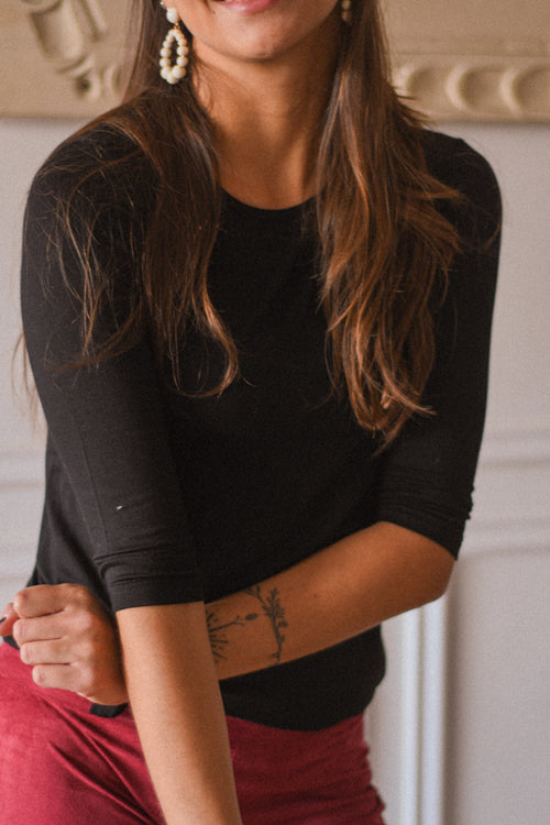 Polera Nudo manga tres cuartos Negra