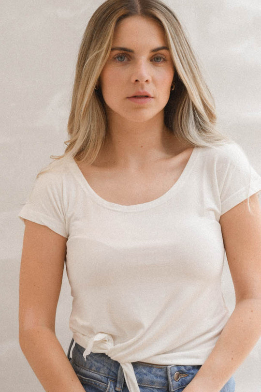 Polera Nudo manga corta blanca