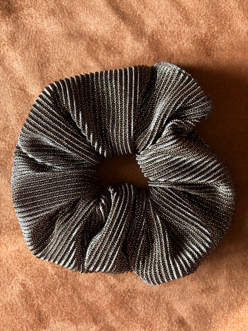 COLLET PLISADO NEGRO DORADO