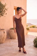 Vestido Valentina Liso Café