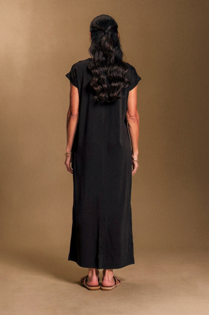 Vestido Largo Básico Negro