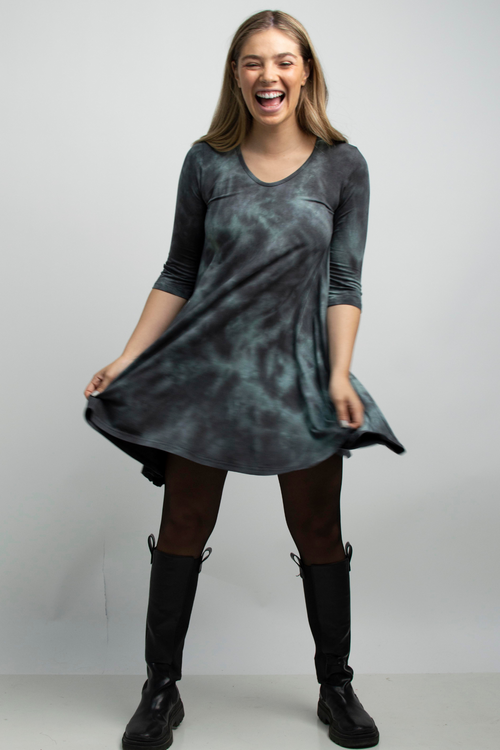 Vestido Mandala tie dye gris